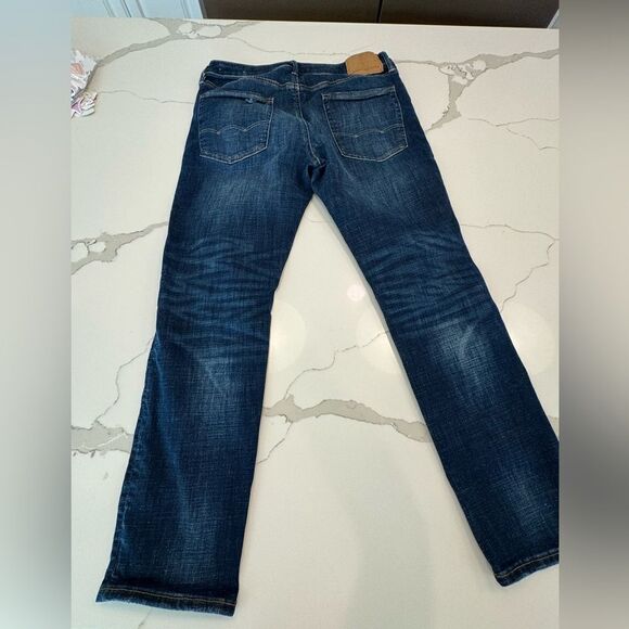 American Eagle Distressed jeans - Picture 2 of 6